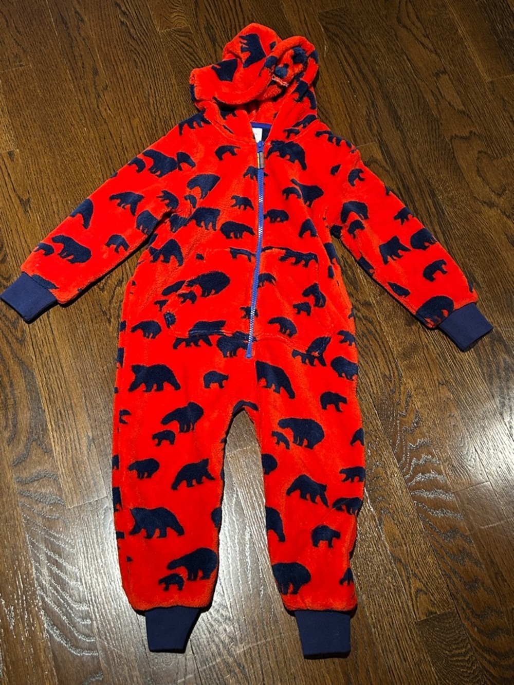 Mini boden Plush Red Bear Print Hooded One-Piece, size 4-5